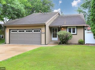 5604 Sheldon St, Shoreview, MN 55126