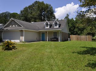 9216 Meadowlark Ave, Ocean Springs, MS 39564