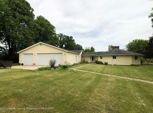 11464 McCrumb Rd, Portland, MI 48875