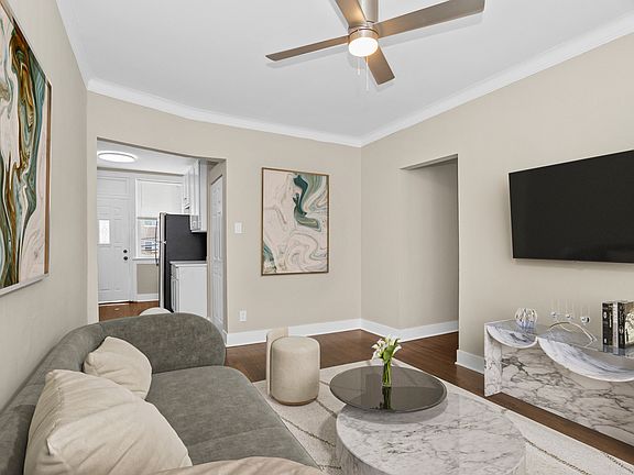5th image of 1703 W Wallen Ave APT 2D