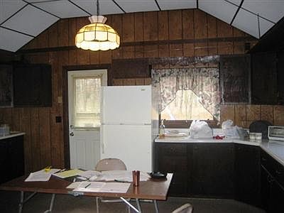 4th image of 3998 N Spruce Ave