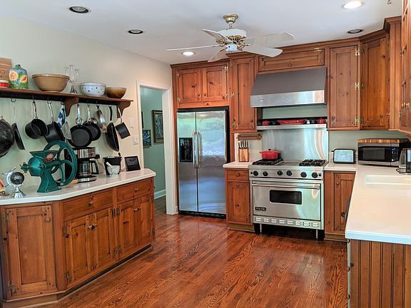 4th image of 6346 Lakewood Dr