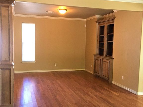 3rd image of 4723 W 8th Ave