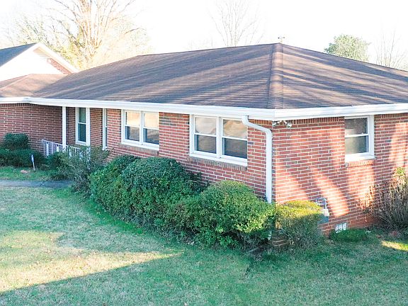 3rd image of 2255 Haverford Dr