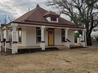 1301 W Dale Ave, Guthrie, OK 73044