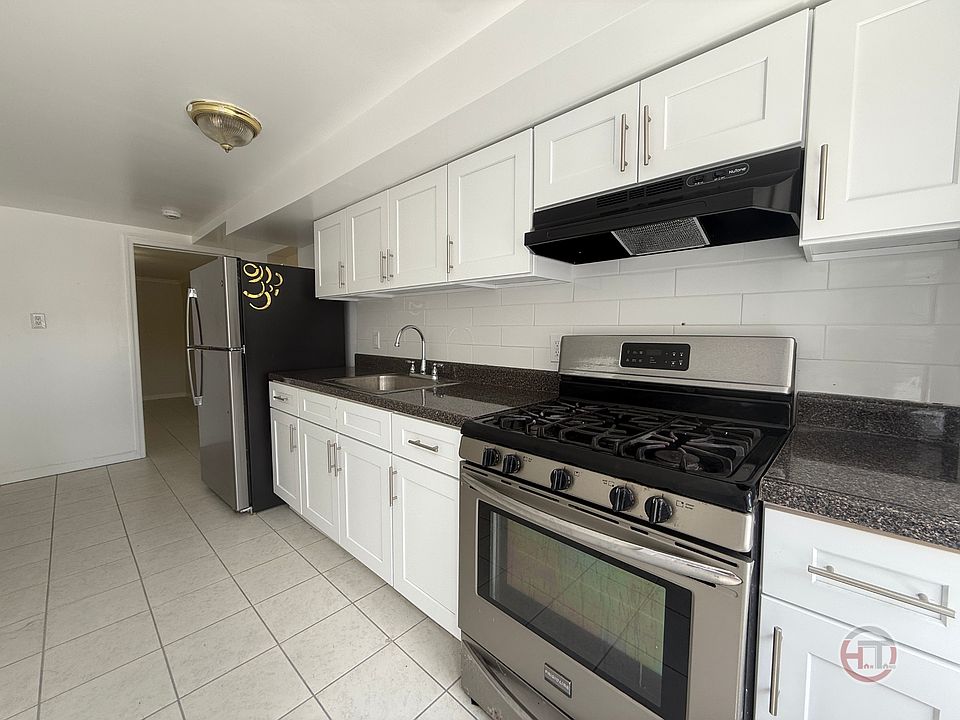 1st image of 1714 Edison Ave #W