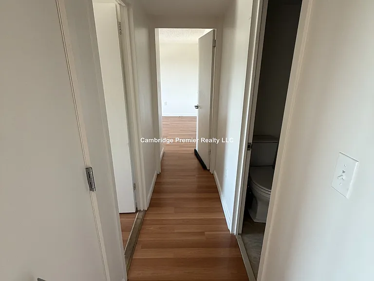 281 Harvard St #43 — Photo 4