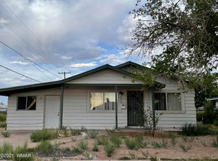 310 N 10th Ave, Holbrook, AZ 86025