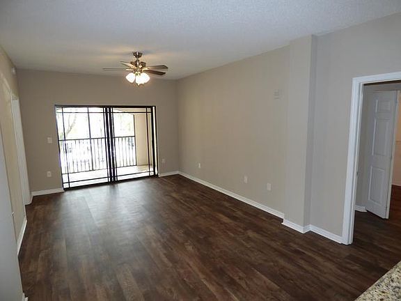 Living Rm