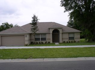 1316 Oak Valley Blvd, Minneola, FL 34715