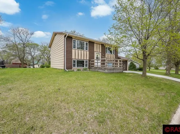 129 N Stockman St, Elmore, MN 56027