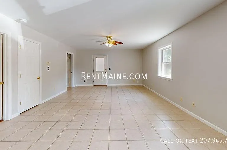 1835 Hammond St #1 — Photo 3