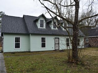 102 Ruffin Rd, Summerville, SC 29486