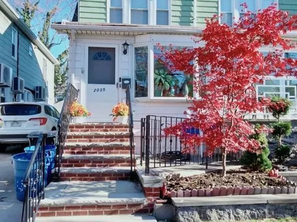 (undisclosed Address), Brooklyn, NY 11210