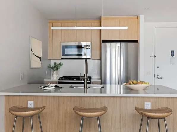 8 Spruce St, New York, NY