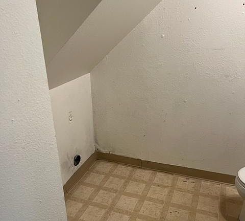 5th image of 6327 Harrisburg Pl
