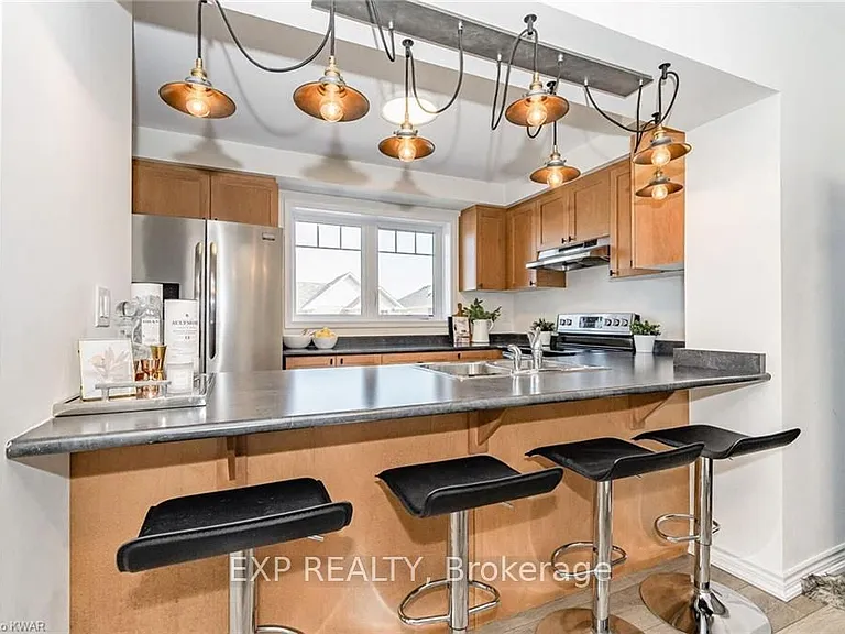 8 Stratus St — Photo 7