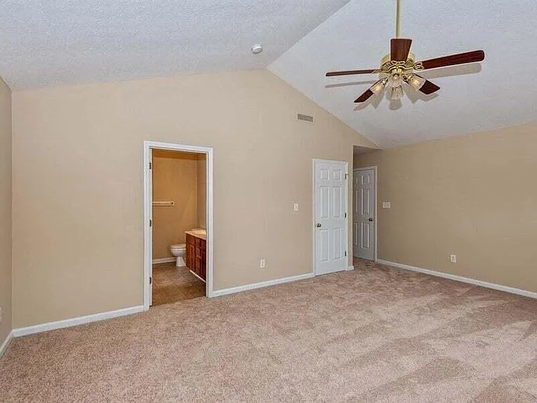 2101 Great Bend Dr — Photo 14