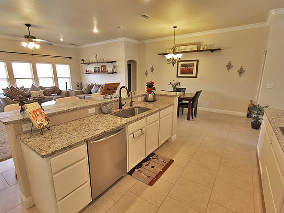 2nd image of 6920 Cattleman Dr