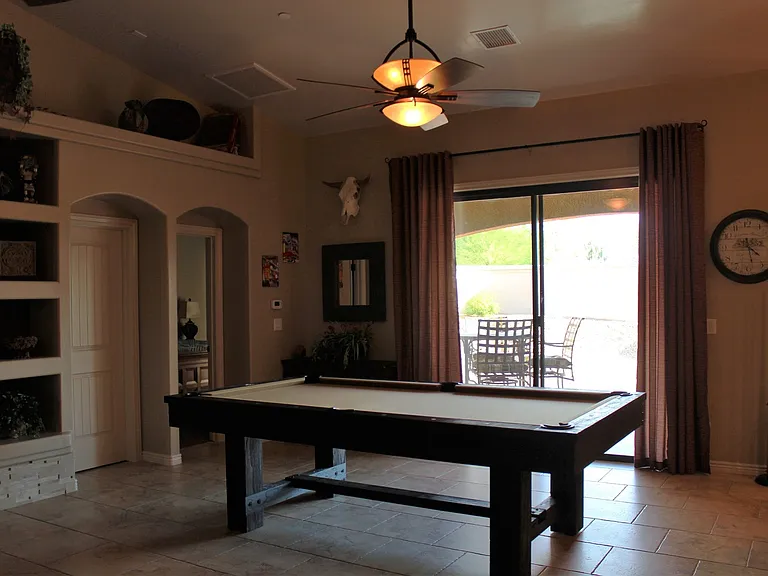 1074 Gleneagles Dr — Photo 13