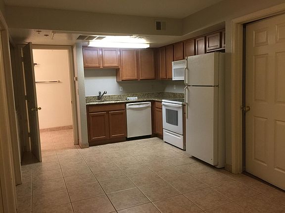5th image of 16040 N 27th St APT 109