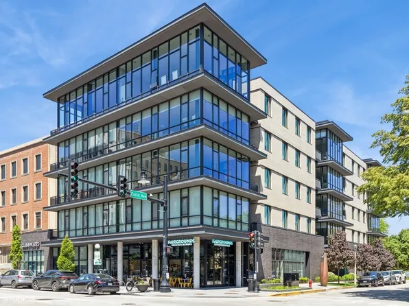 147 N Euclid Ave Unit 307, Oak Park, IL 60302