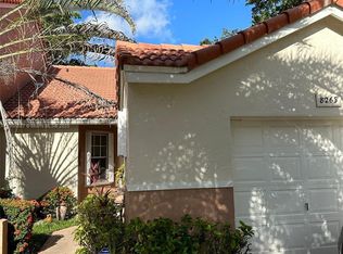 8265 NW 70th St, Fort Lauderdale, FL 33321