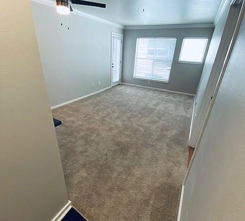 4th image of 11111 NE 12th St #C209