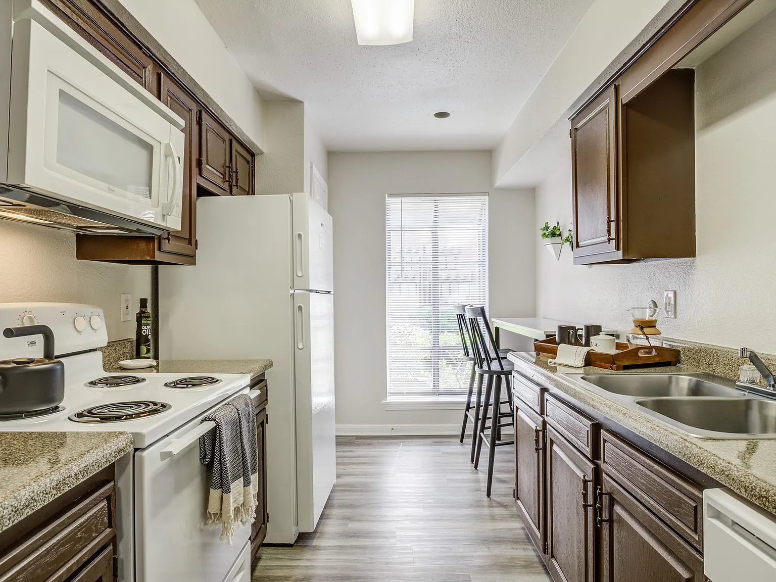 5401 Chimney Rock — Photo 4