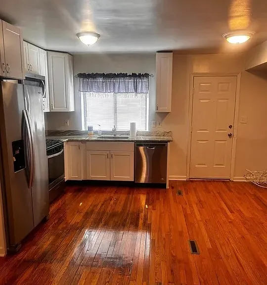 3337 Clay St NE — Photo 7