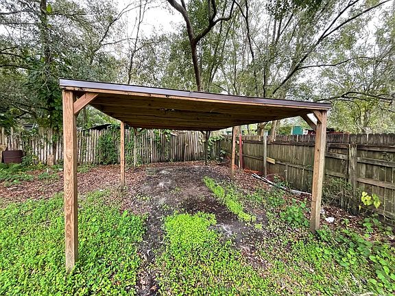 4th image of 6146 Mangrove Dr