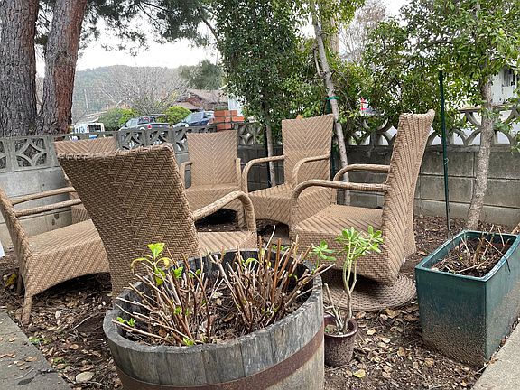 Area for fire pit or seating in front