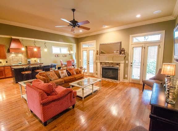 5th image of 614 Stonewater Blvd
