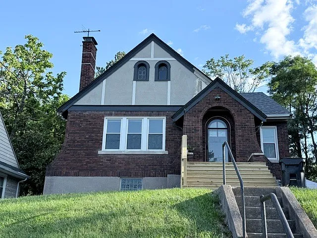 2801 Shaffer Ave