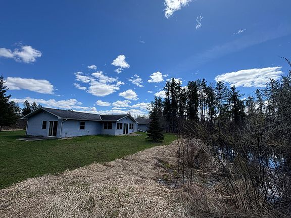 4th image of 45293 Oak Leaf Rd