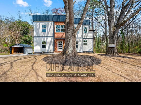 766 Constitution Rd SE