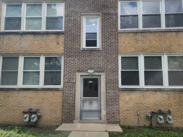 8030 Kenton Ave APT 2A, Skokie, IL 60076