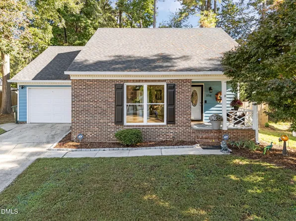 2716 Fernhurst Ln, Raleigh, NC 27604