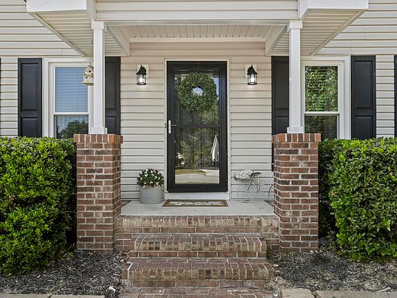 5th image of 2724 Northwoods Drive