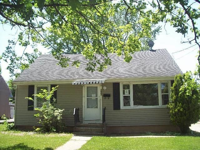 1st image of 3823 16th Ave