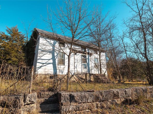 2575 County Road 612, Freeburg, MO 65035