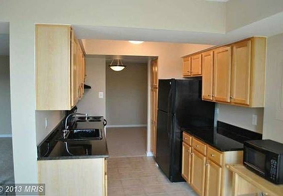 5th image of 4500 S Four Mile Run Dr APT 1201
