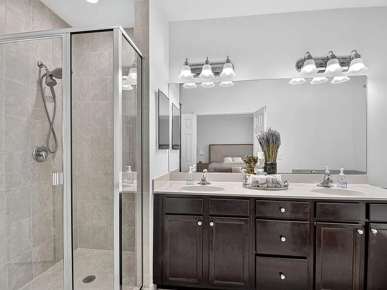 10139 Wellington Parc Dr — Photo 21