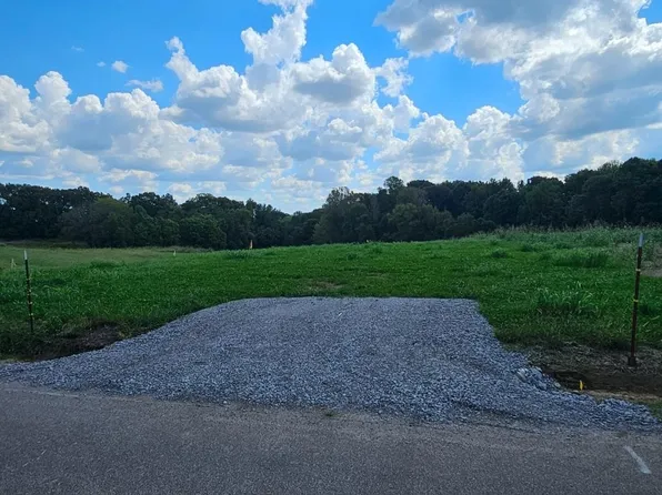 2 Shiloh Rd #5, Covington, TN 38019