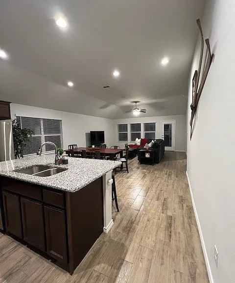 2826 Hudson Dr — Photo 3