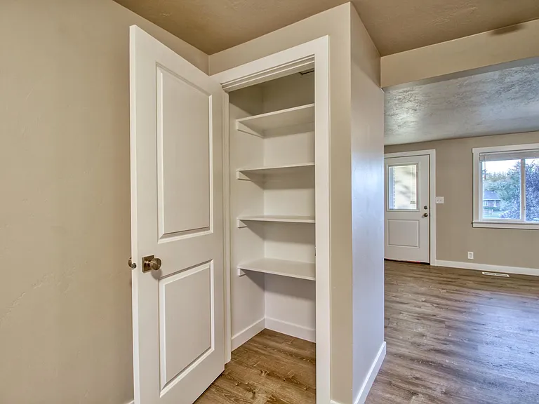 272 N Center St #2 — Photo 12