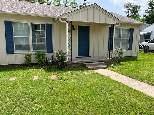 3812 Maple Ave Photo 1