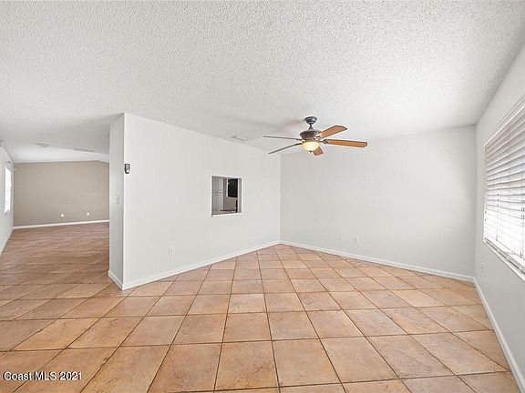 4th image of 550 Ford Cir W