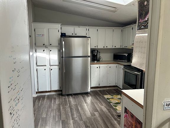 3rd image of 122 Marino Dr
