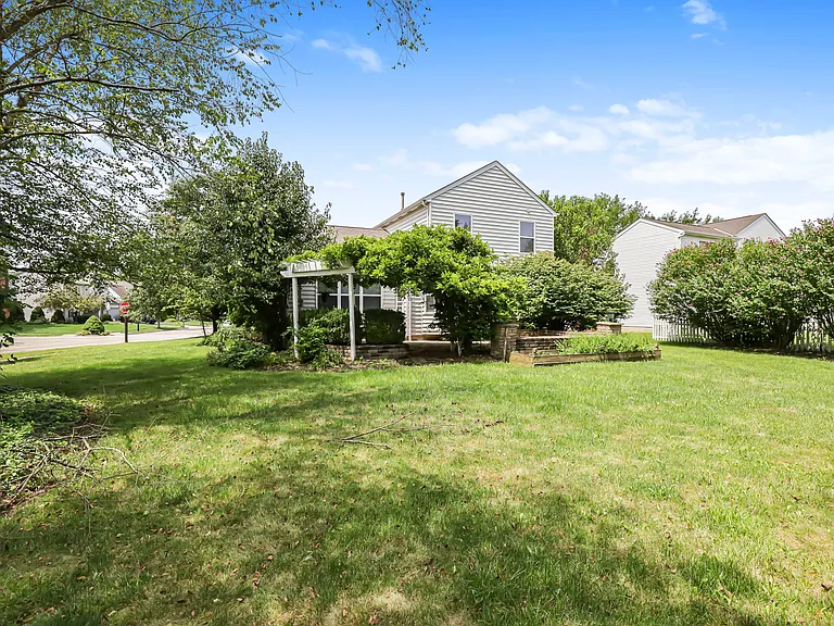 4392 Greensbury Dr — Photo 76